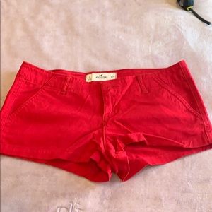 Hollister cheeky khaki shorts sz 28